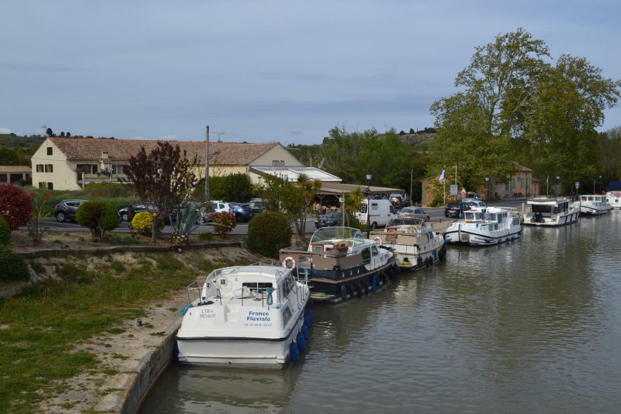 L'Instant Canal Capestang Bagian luar foto