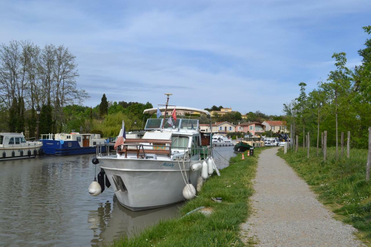 L'Instant Canal Capestang Bagian luar foto